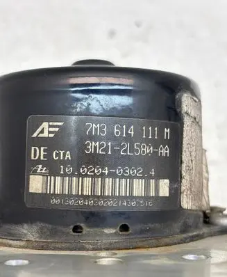 Volkswagen Sharan ABS Pump 7M3907379E 5WK84013 7M3614111M