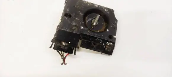 Audi 80 90 B3 Tail light bulb cover holder thk81
