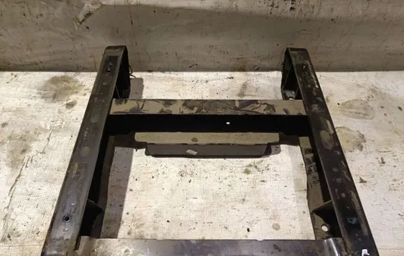 Opel Meriva A Driver seat console base 93320578