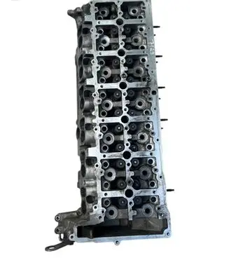 BMW 7 F01 F02 F03 F04 Engine head 780750305 D6106971