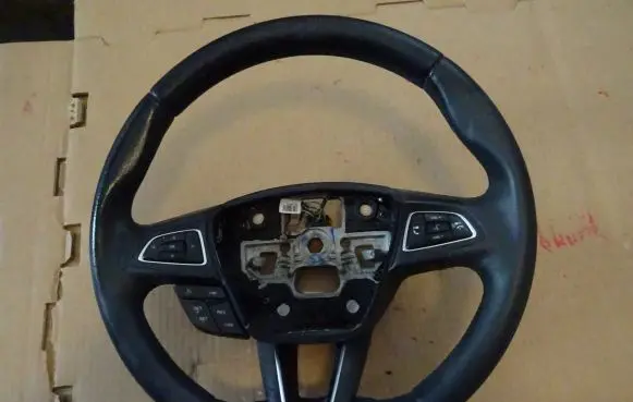 Ford Kuga II Steering wheel GV413600JC