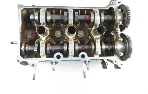 Suzuki Alto Engine head 
