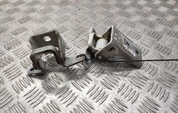 Opel Meriva B Front door lower hinge 