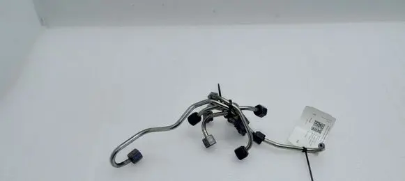 Jaguar XF X250 Fuel injector supply line/pipe 833541