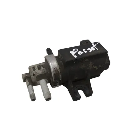 Volkswagen PASSAT B5 Turbo solenoid valve 