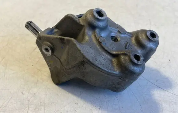 Opel Vivaro EGR valve cooler bracket 9824068780