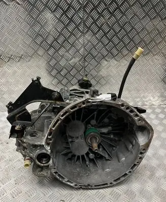 Renault Master IV Manual 5 speed gearbox
