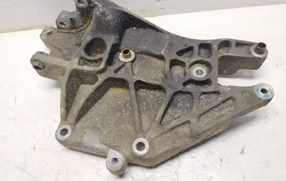 Opel Combo D A/C compressor mount bracket 55221393