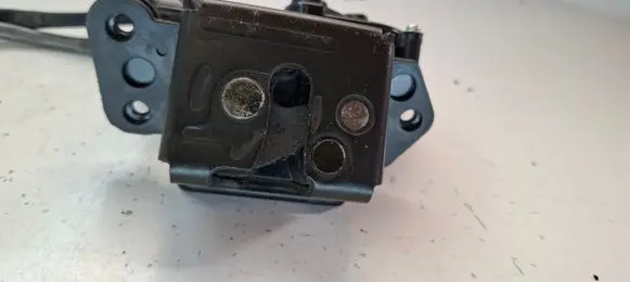 Tailgate/trunk/boot lock/catch/latch