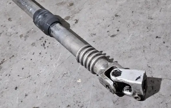 BMW 7 E38 Steering column universal joint 32311161621