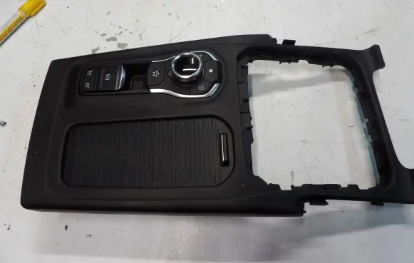 Renault Talisman Gear shifter surround trim plastic 253B05762R