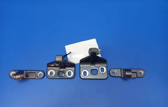 Rear door hinge set