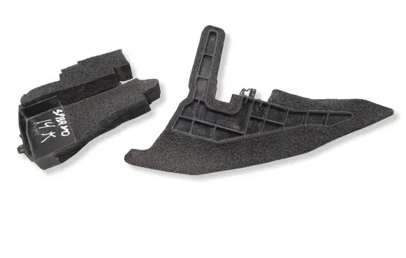 Nissan Leaf II (ZE1) Fender foam support/seal 638215SK0B 638A35SK0B