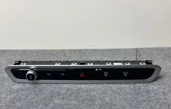 BMW X5 G05 Head unit multimedia control 5A6419802 BI5A6419802