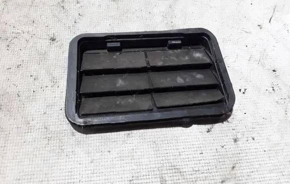 Ford Kuga II Fender grill AG13B280B63AC