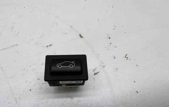 BMW 5 F10 F11 Tailgate opening switch 9200316