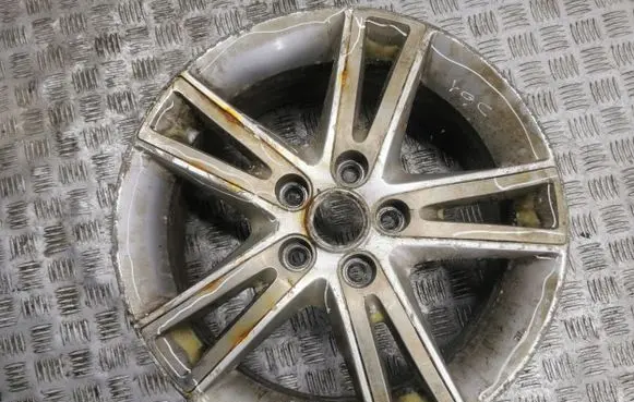 Hyundai i30 R17 alloy rim 