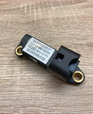 Audi A4 S4 B5 8D Airbag deployment crash/impact sensor 8D0959643B