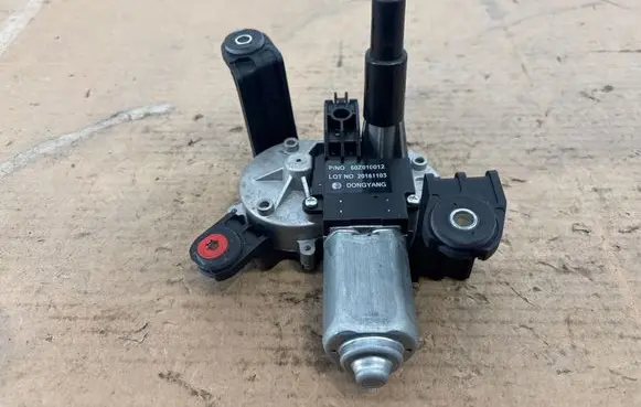 Opel Zafira C Rear window wiper motor 13256923 A0041201638500215