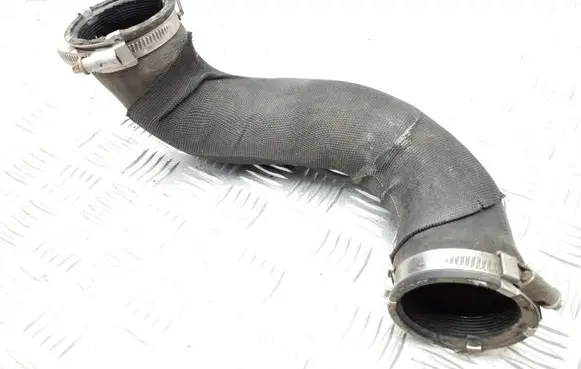 Audi A4 S4 B8 8K Intercooler hose/pipe 8K0145709E