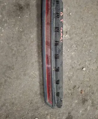 Volkswagen PASSAT B5 Third/center stoplight 3B9945097