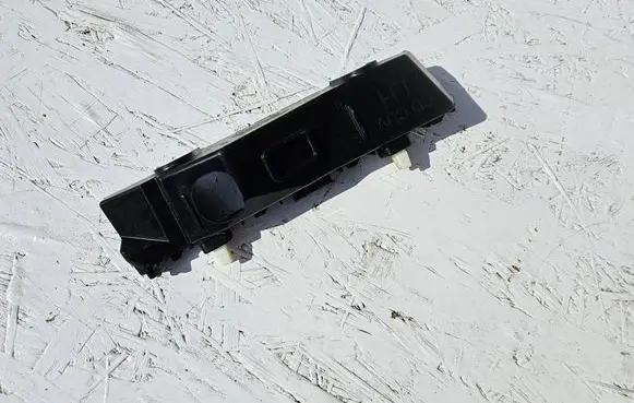 KIA Xceed Front bumper mounting bracket 86515J7CA0