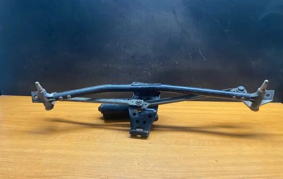 Audi Coupe Front wiper linkage and motor 0390241106