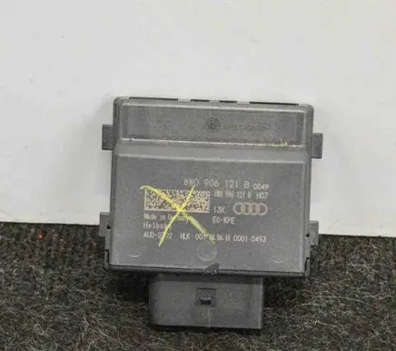 Audi A4 S4 B9 8W Fuel injection pump control unit/module 8W0906121B