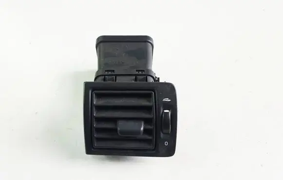Volvo V50 Dashboard side air vent grill/cover trim