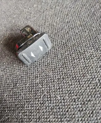 Ford Mondeo MK IV Electric window control switch 6m2t14529ad