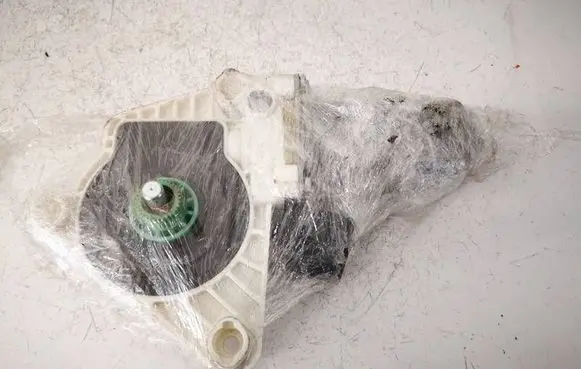 Mercedes-Benz E W212 Rear door window regulator motor A2078200542 934532100