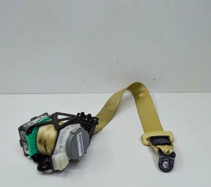 Audi A8 S8 D4 4H Middle seatbelt (rear) 4H0857737A