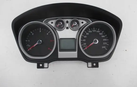 Ford Focus Speedometer (instrument cluster) 8V4T10849GF