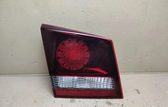 Dodge Journey Tailgate rear/tail lights 68227131AA