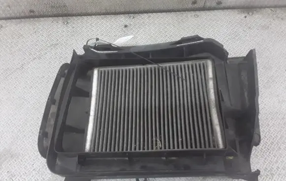 BMW 5 E39 Cabin air micro filter set 8379627