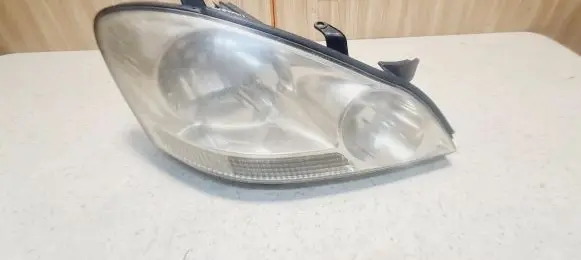 Toyota Avensis Verso Headlight/headlamp E13275 4433 7651