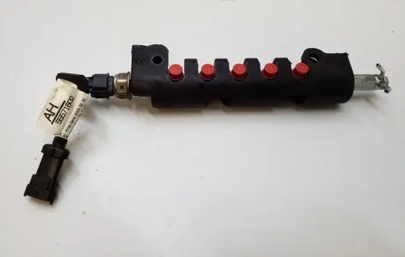 Opel Insignia B Fuel main line pipe 55571602 55590801