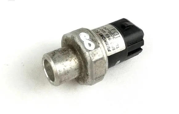 Volkswagen PASSAT B5 Air conditioning (A/C) pressure sensor 8d0959482b