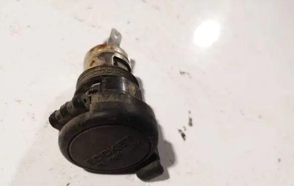 Nissan X-Trail T30 Cigarette lighter 