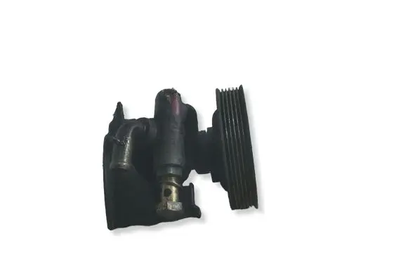 Alfa Romeo 156 Power steering pump 46758670