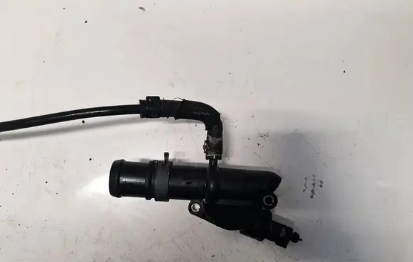 Audi A4 S4 B8 8K Engine coolant pipe/hose 03L121132A