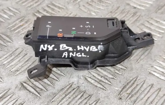 Lexus NX Gear shift selector indicator 76J744