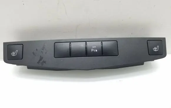 Mercedes-Benz C W204 Seat heating switch A2049051100