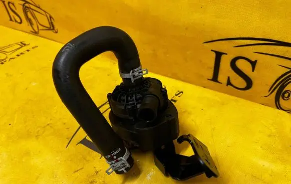 Renault Espace VI Water pump 210101470R 215018386R 210199269R