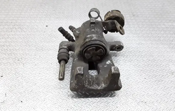 Opel Astra G Rear brake caliper