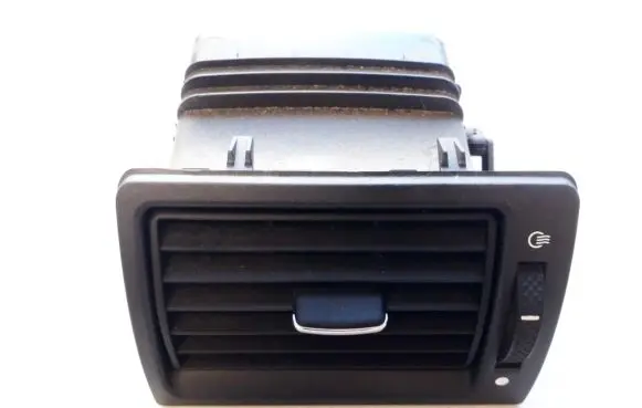Ford Mondeo Mk III Dash center air vent grill D1B1A