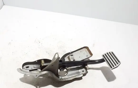 Volvo XC40 Brake pedal 32265013
