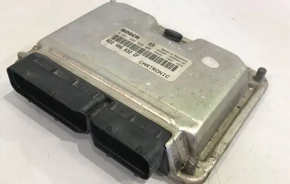 Porsche Cayenne (9PA) Engine control unit/module 022906032GF 0261208668