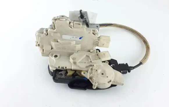 Audi A6 S6 C6 4F Front door lock 4F0837016D