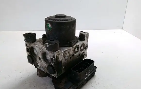Mazda 6 ABS Pump GJ6E437A0 3906E0210